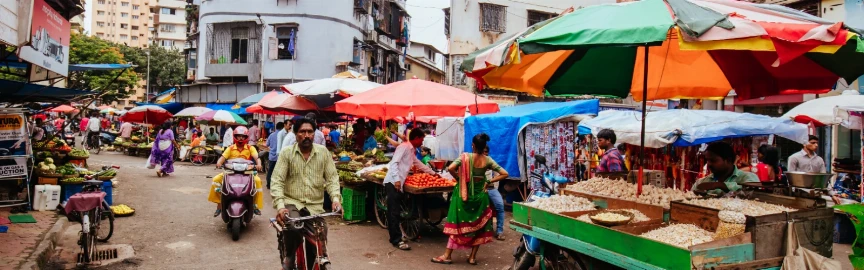 Colaba Causeway Compras. El Paraíso del Mercado Callejero de Mumbai.