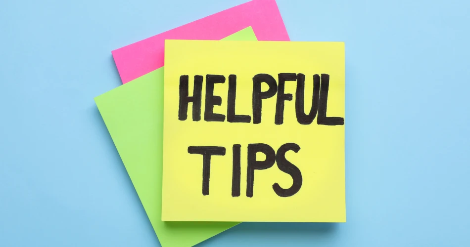 سوق كولابا كوزواي. جنة الأسواق الشارع في مومباي