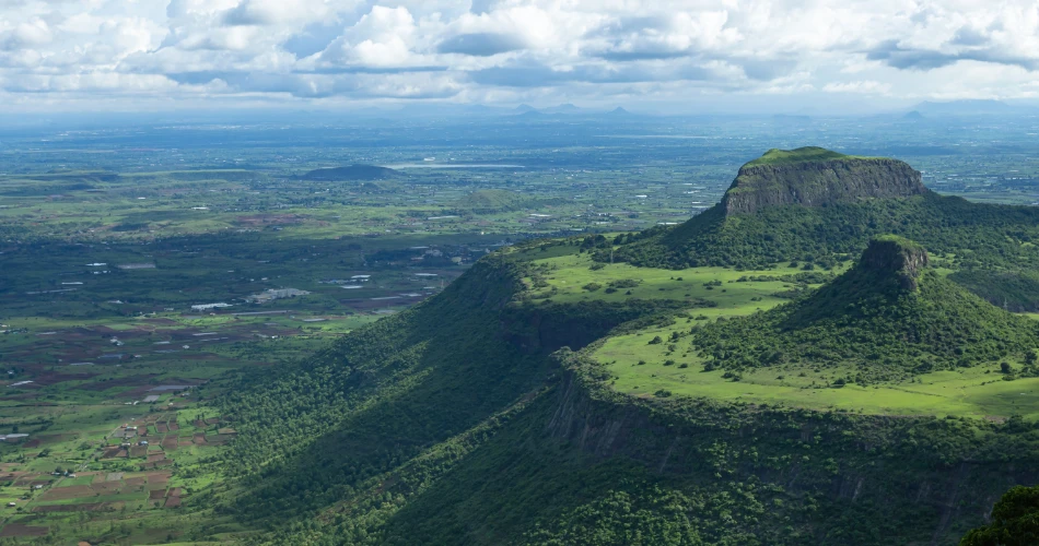 Tempat Trekking Malam Sekitar Mumbai untuk Pencinta Pengembaraan