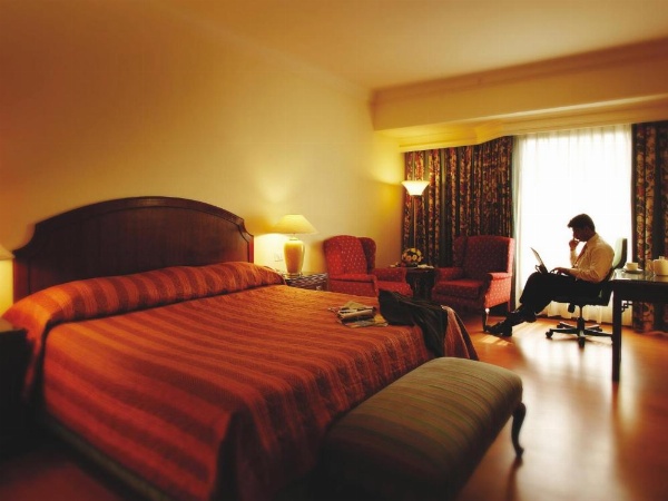 The Lalit Mumbai image 15